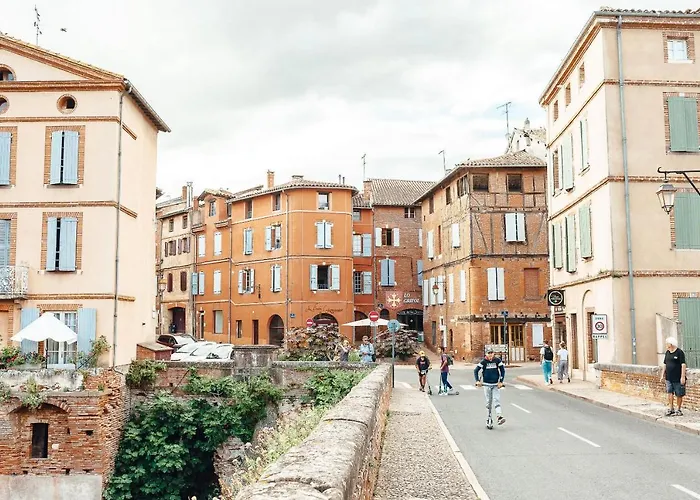 Le Castelviel